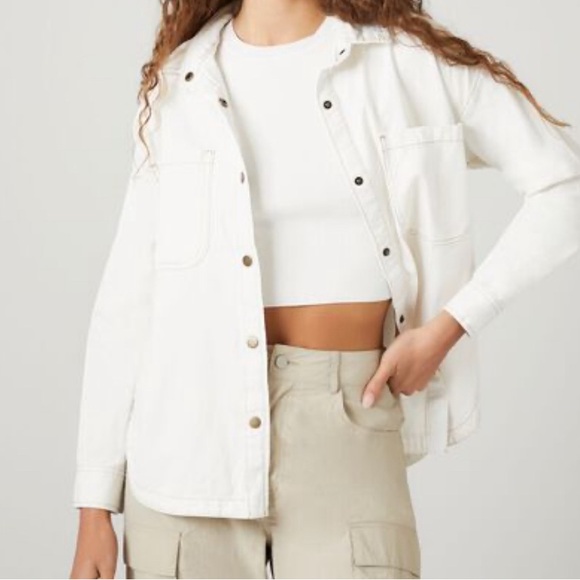 White oversized jacket - Picture 1 of 7